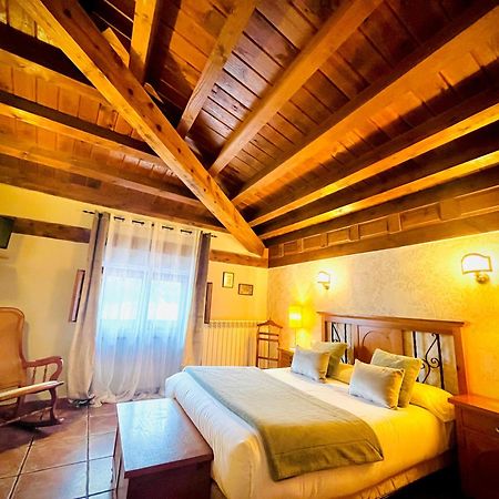 Posada Real De Carreteros Casarejos 外观 照片