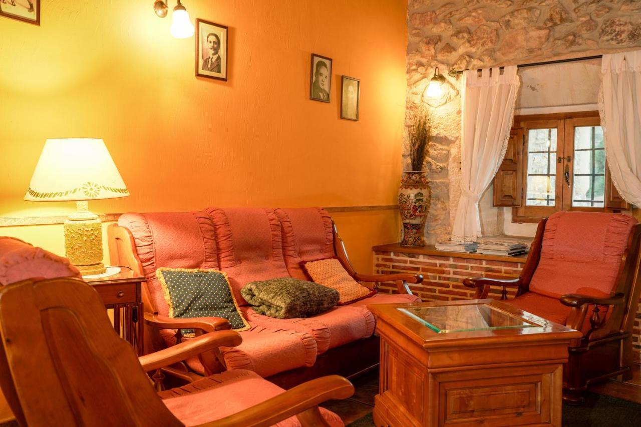 Posada Real De Carreteros Casarejos 外观 照片
