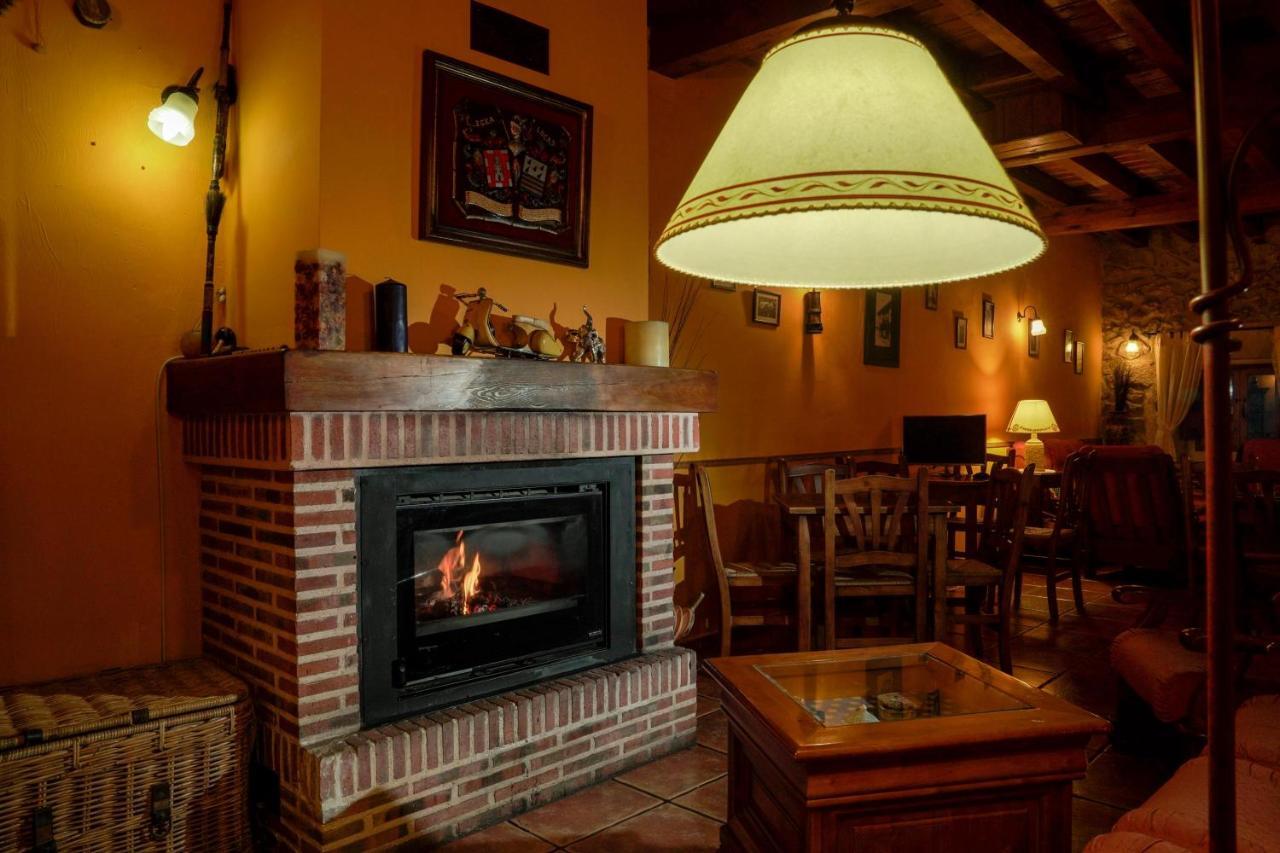 Posada Real De Carreteros Casarejos 外观 照片
